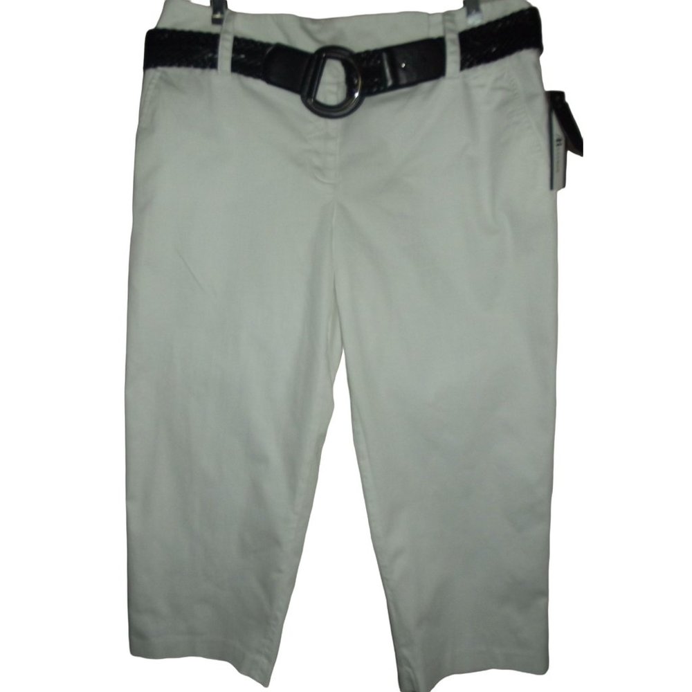 AB Studio 12 x 22" White Crop Capri Pants w/black braided belt